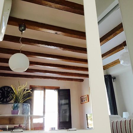 Apartments Barcelona Sagrada Екстер'єр фото