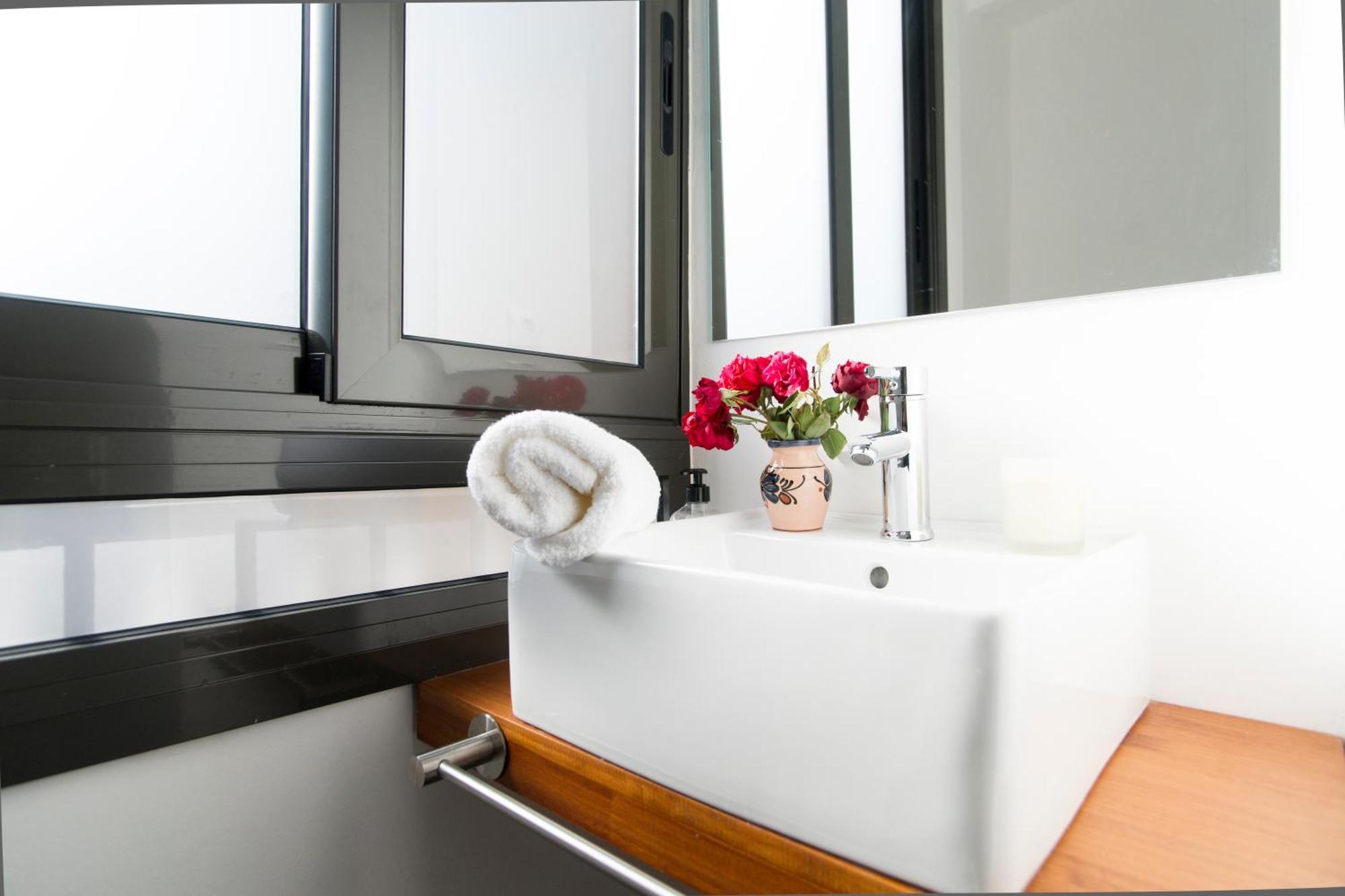 Apartments Barcelona Sagrada Екстер'єр фото