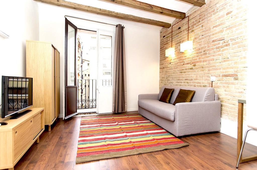 Apartments Barcelona Sagrada Екстер'єр фото